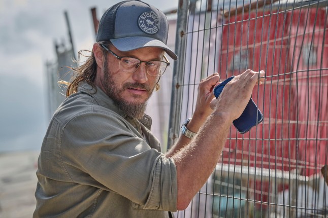 Black Snow s2,11-04-2025,Hope,2,James Cormack ( TRAVIS FIMMEL),Goalpost Television and All3Media International.,Brian Flexmore