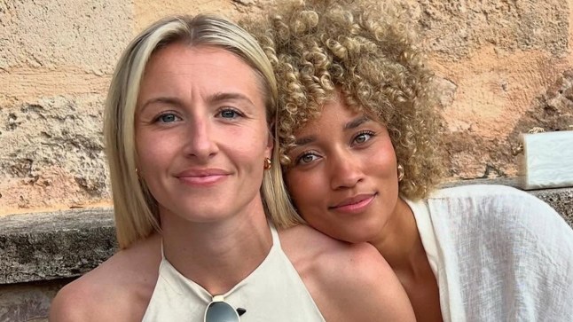 Leah Williamson and Elle Smith share a loved-up selfie while on holiday