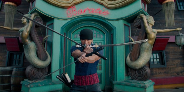Mackenyu Arata as Roronoa Zoro in season 1 of One Piece.