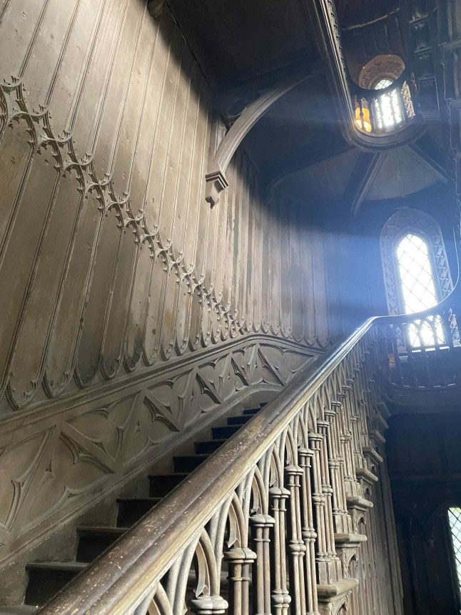 The tragic story of the little girl who 'haunts' the castle where Wednesday season 2 was filmed