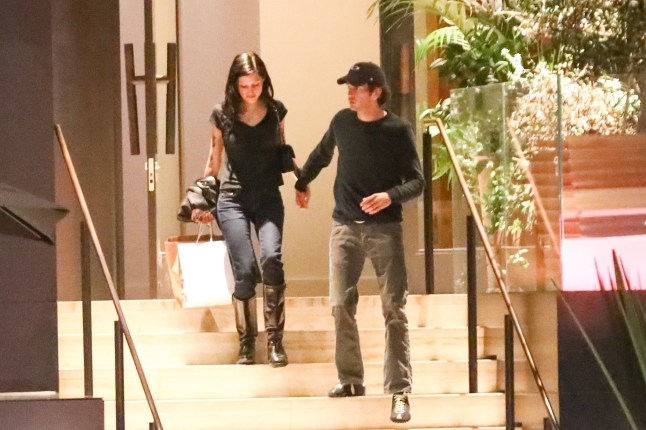 BGUK_3312137 - *PREMIUM-EXCLUSIVE* Los Angeles, CA MUST CALL FOR PRICING BEFORE USAGE - STRICTLY NOT AVAILABLE FOR ONLINE USAGE UNTIL 18:50 PM UK TIME ON 02/08/2025 - Matty Healy and his girlfriend, Gabriella Bechtel, were seen leaving a romantic dinner at Stella restaurant. Matty took some time to smoke a cigarette outside with his mother, sitting on the sidewalk, and his mother started crying. Recently, his mother said that she didn't want to be the mother-in-law of his ex-girlfriend, Taylor Swift Pictured: Matty Healy, Gabbriette, Gabriella Bechtel BACKGRID UK 1 AUGUST 2025 BYLINE MUST READ: The Hollywood JR / BACKGRID UK: +44 208 344 2007 / uksales@backgrid.com USA: +1 310 798 9111 / usasales@backgrid.com *Pictures Containing Children Please Pixelate Face Prior To Publication*