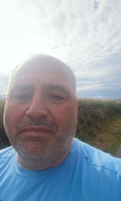 Strictly star Wynne Evans confirms split from fianc?e only weeks after proposal https://www.facebook.com/WynneEvansBEM/videos/1816837175919448/?rdid=raMT00uLyc4eJ3wr#