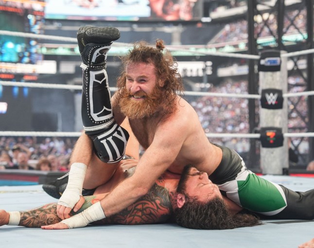 EAST RUTHERFORD, NEW JERSEY - AUGUST 2: Sami Zayn pins Karrion Kross for the win during SummerSlam at MetLife Stadium on August 2, 2025 in East Rutherford, New Jersey. (Photo by Georgiana Dallas/WWE via Getty Images)