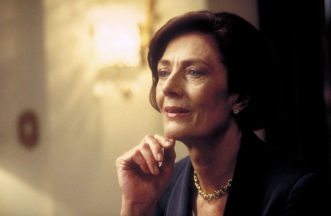 English actress Vanessa Redgrave films a scene for the film 'Mission: Impossible', in which she plays the arms dealer 'Max', 28th June 1995. (Photo by Murray Close/Getty Images)