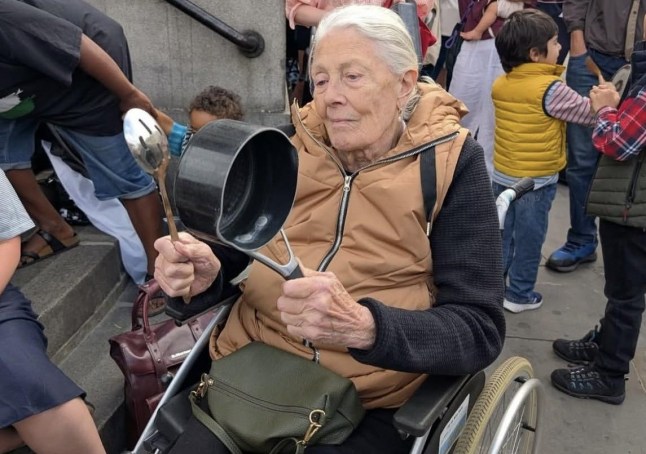 TAKEN WITHOUT PERMISSION Vanessa Redgrave, 88, hailed as ?national treasure? after making emotional rare appearance https://www.instagram.com/p/DM3emL5Aly0/?hl=en